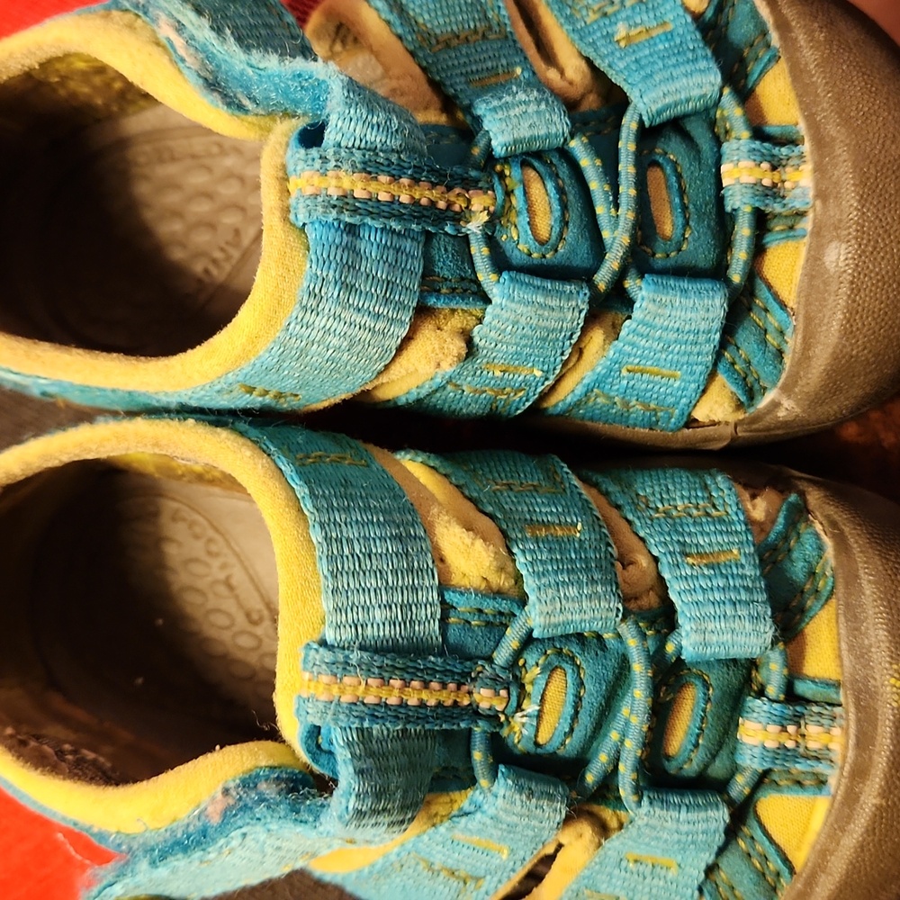Keen Kids Aqua Blue and Yellow Sandals Size Toddler 6 - Picture 7 of 16
